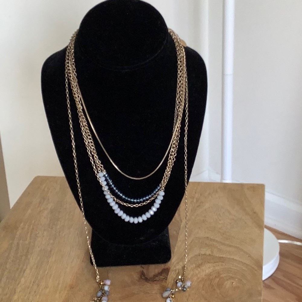 Loft beaded necklace